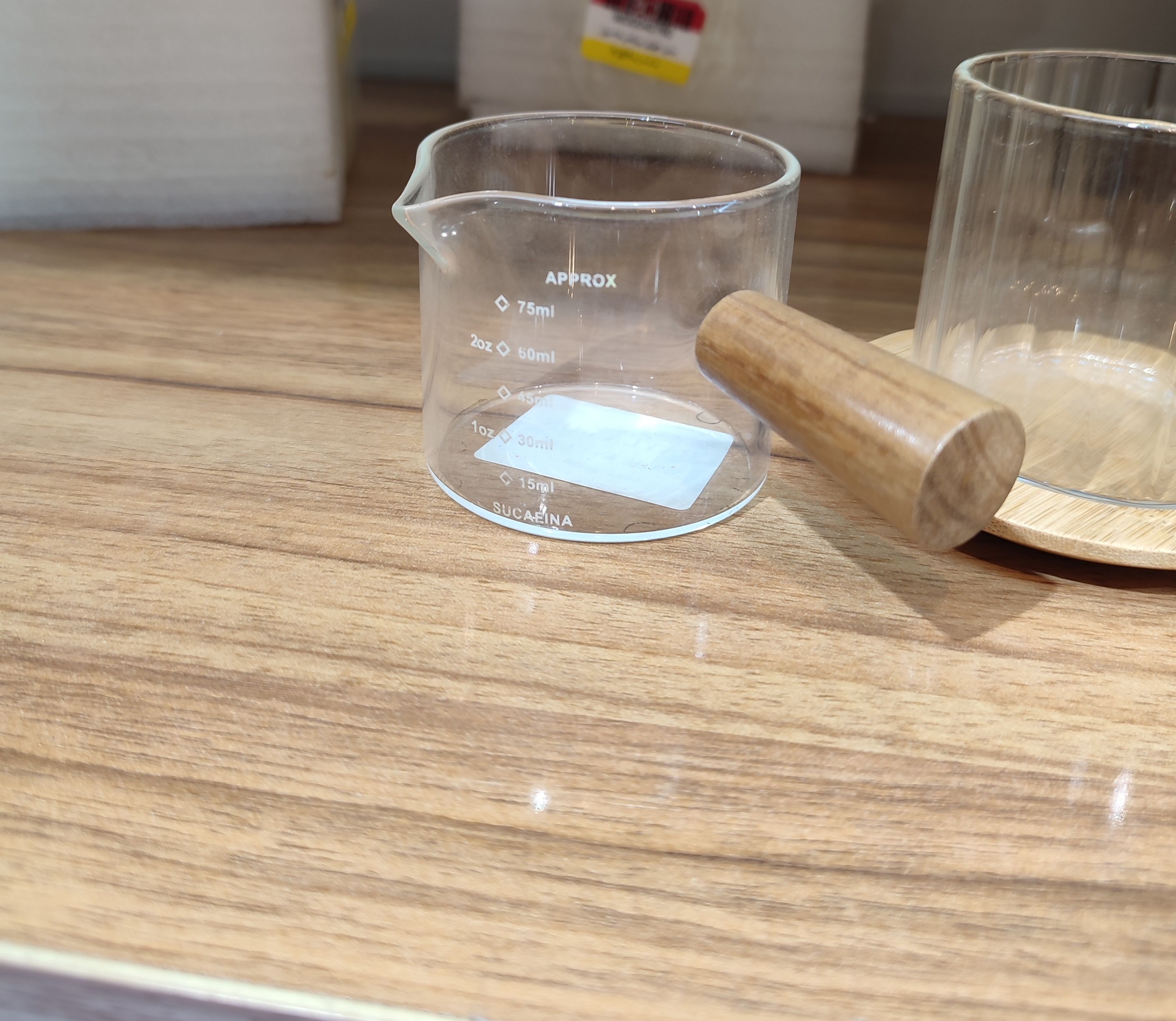 سس خوری پیرکس دسته چوبی