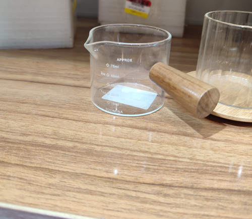 سس خوری پیرکس دسته چوبی